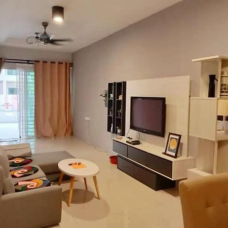 Qc Homestay Pusing Exterior foto